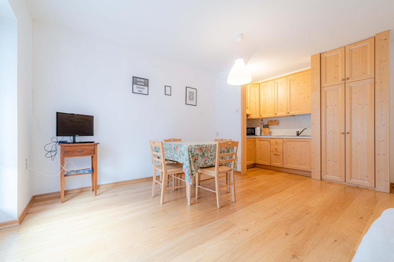 Dolomites Dream Marmolada Apartment Рока Пиеторе Екстериор снимка