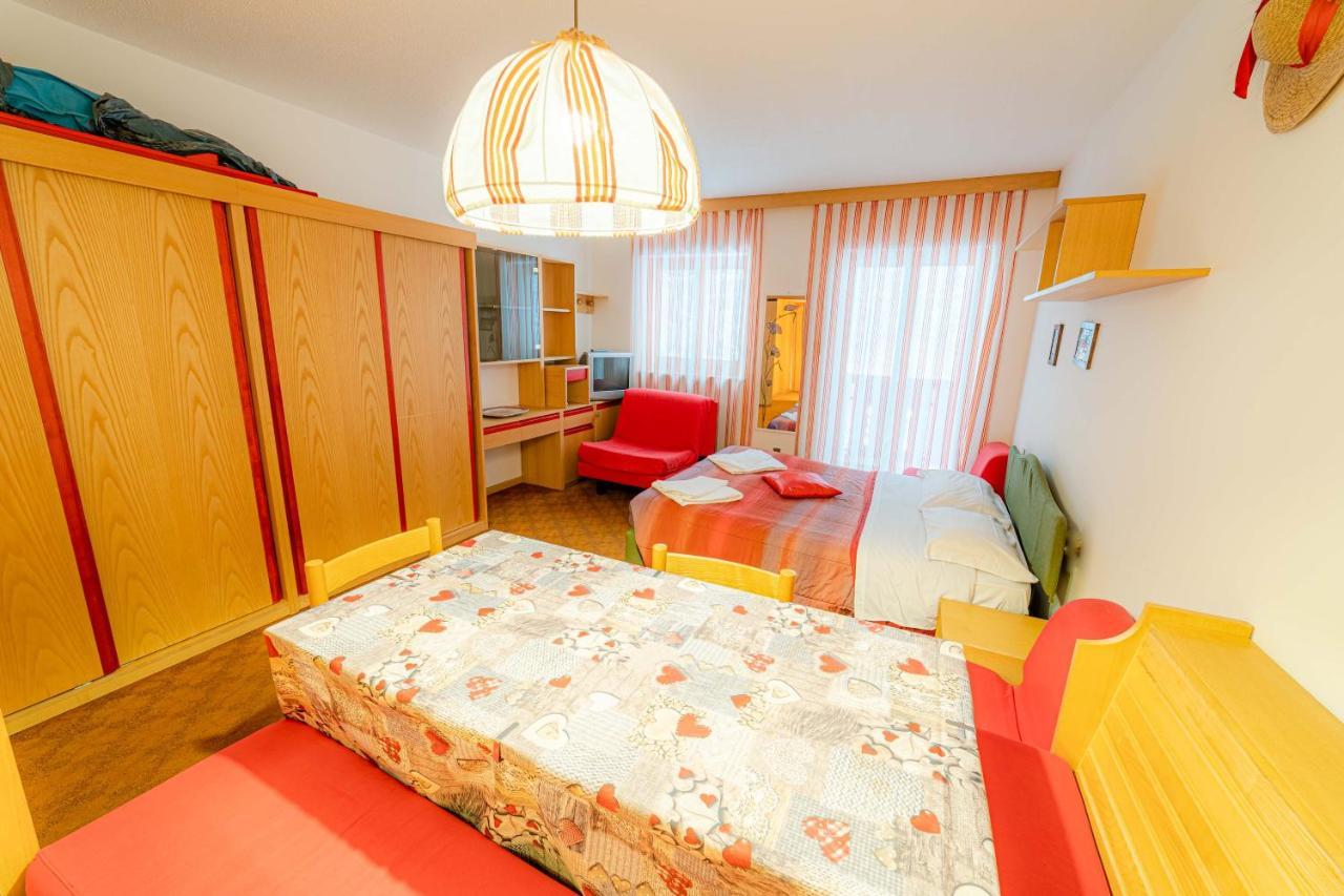 Dolomites Dream Marmolada Apartment Рока Пиеторе Екстериор снимка