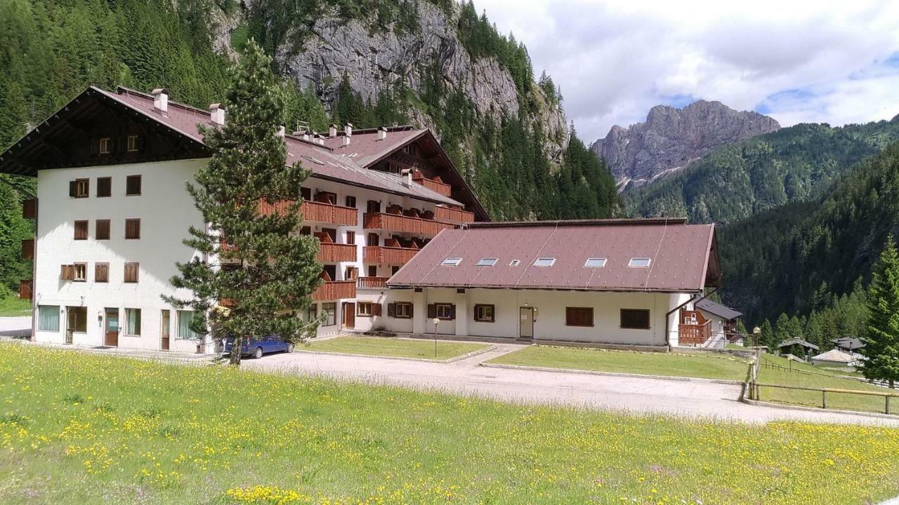 Dolomites Dream Marmolada Apartment Рока Пиеторе Екстериор снимка